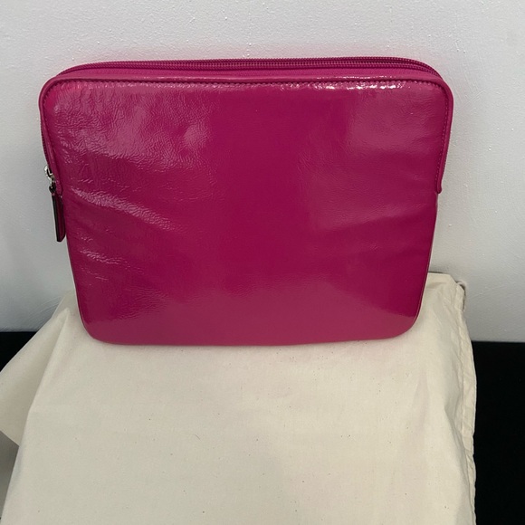 Coach 62820 B Patent Leather East/West Universal Sleeve Silver Magenta - Picture 2 of 10